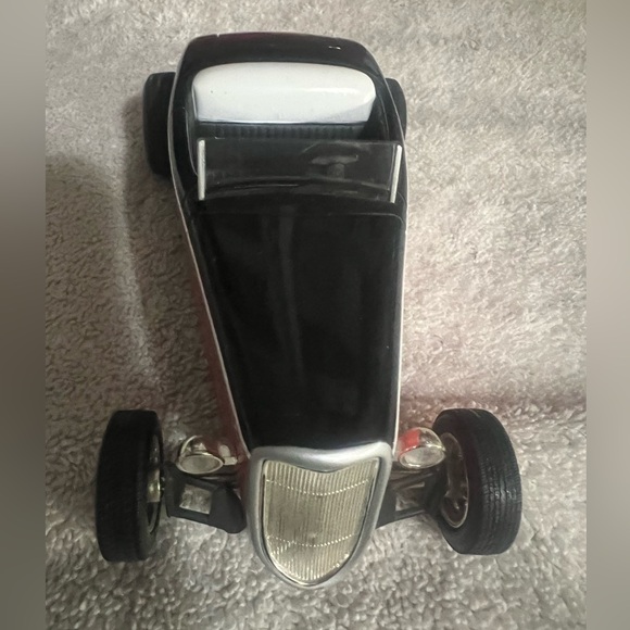 Harley-Davidson 1934 Ford Hot Rod Limited Edition Bank - Picture 4 of 6